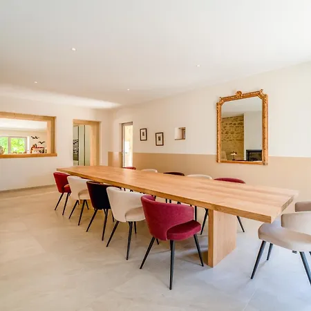 Maison D'hote - La Colline Konukevi 3*
