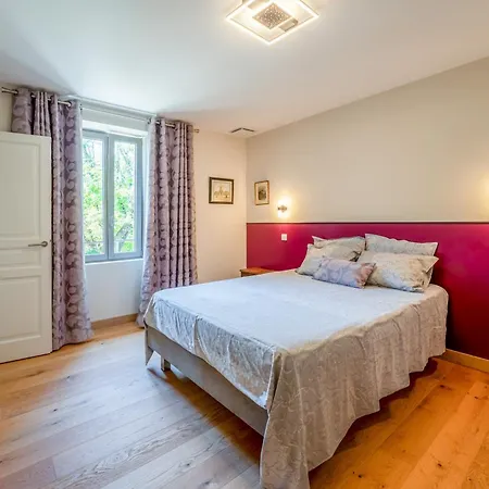 Maison D'hote - La Colline 3*